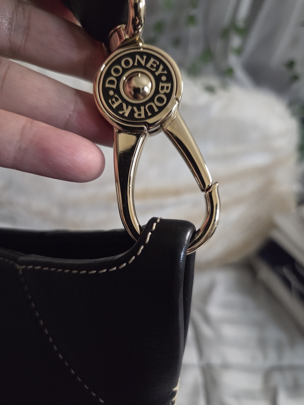 Dooney & Bourke Frederica Dhoulder Bag - Picture 2 of 16